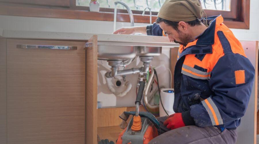 Professional expert plumbing services in Huggins, MO